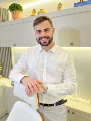 "Dr. Carlos Roberto - Psiquiatria"